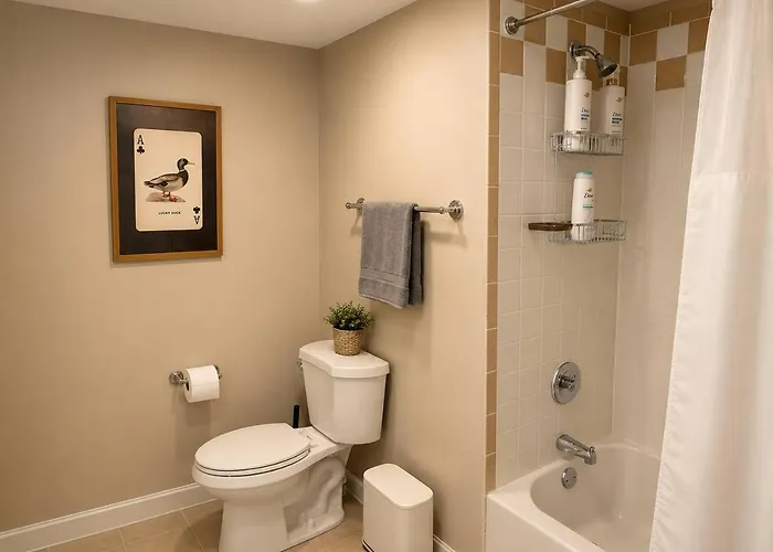 Mccormick Meetup - Prime Location - Sleeps 16